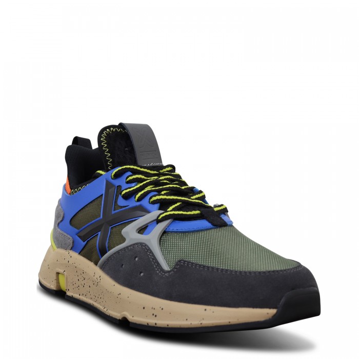 Sneakers verdone con riporti grigi e...