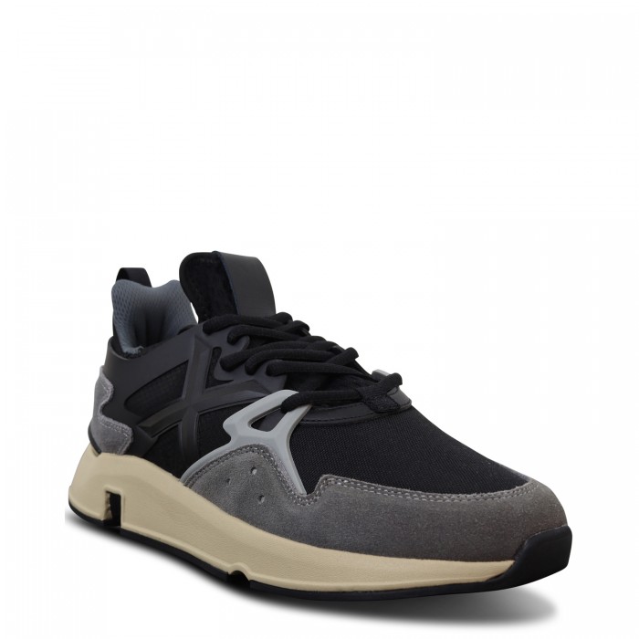 Sneakers nera con riporti grigi per uomo