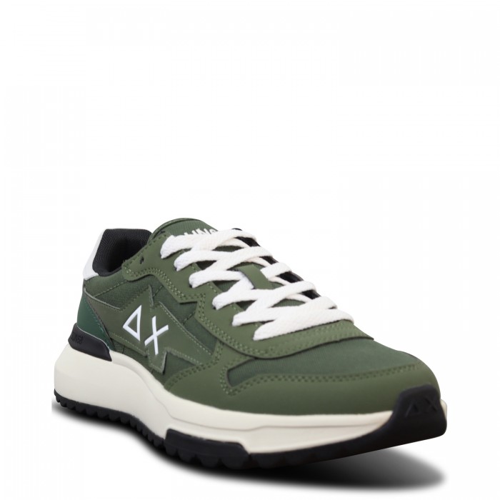 Sneakers verdi con riporti bianchi...