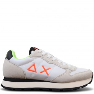 Sneakers bianca con riporti...
