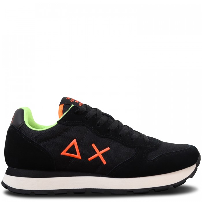 Sneakers nera con riporti fluo per uomo