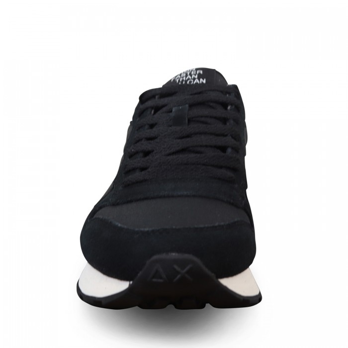 Sneakers nera con riporti bianchi per... Sneakers nera con riporti bianchi per...