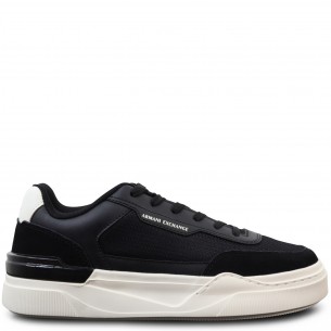 Sneakers nere con mini logo...