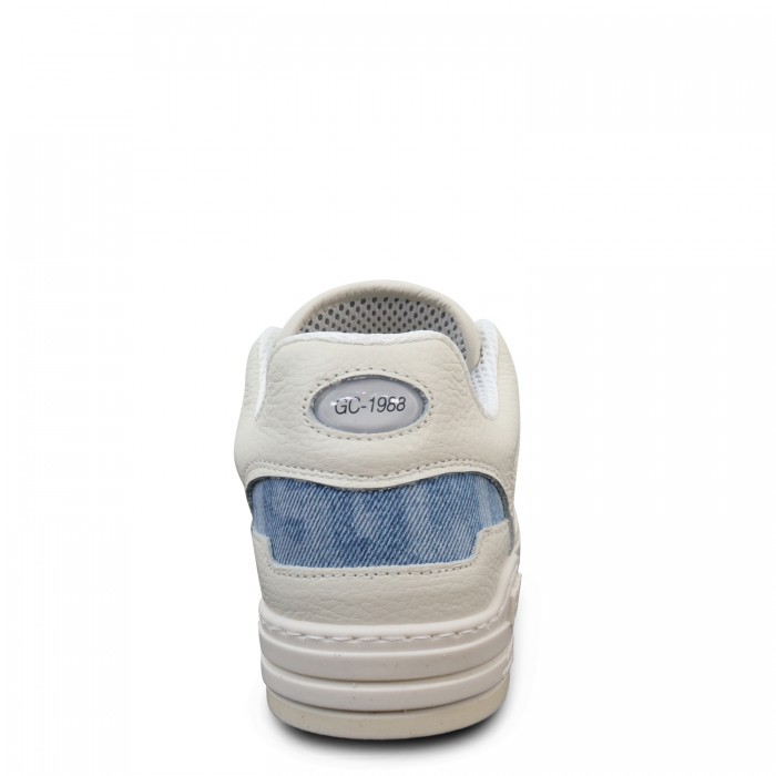 Sneakers bianche con logo all over...