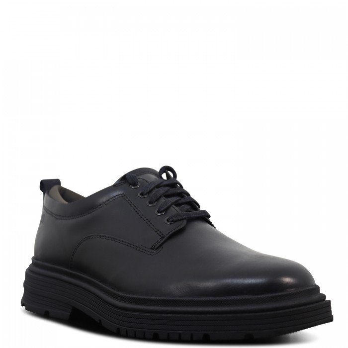 Stringata nera per uomo