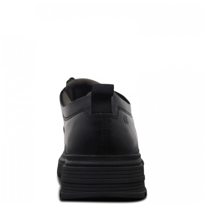 Stringata nera per uomo