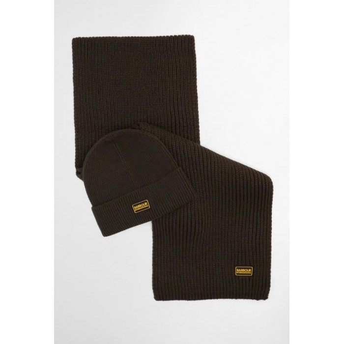 Set sciarpa e cappello verde per uomo